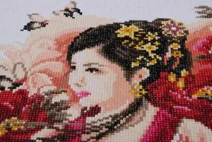 Lanarte-PN0184323-aziatka-v-rozovo-diamanten2